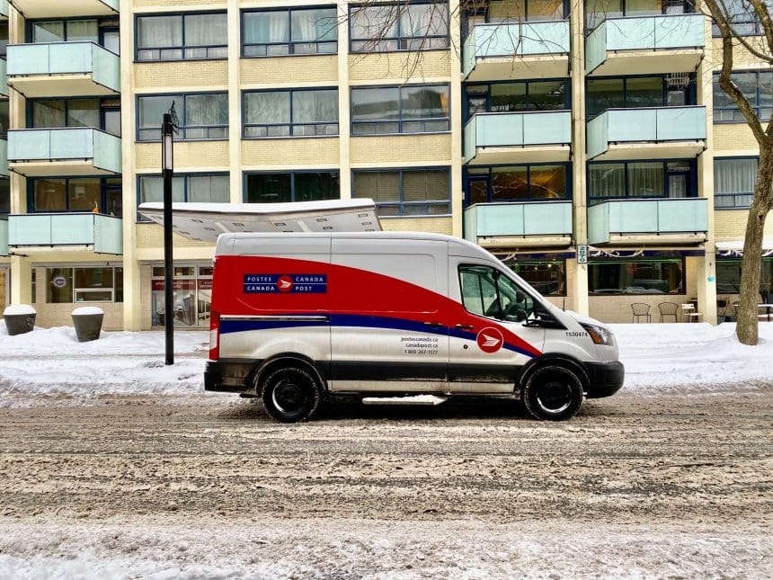 canada post change of address